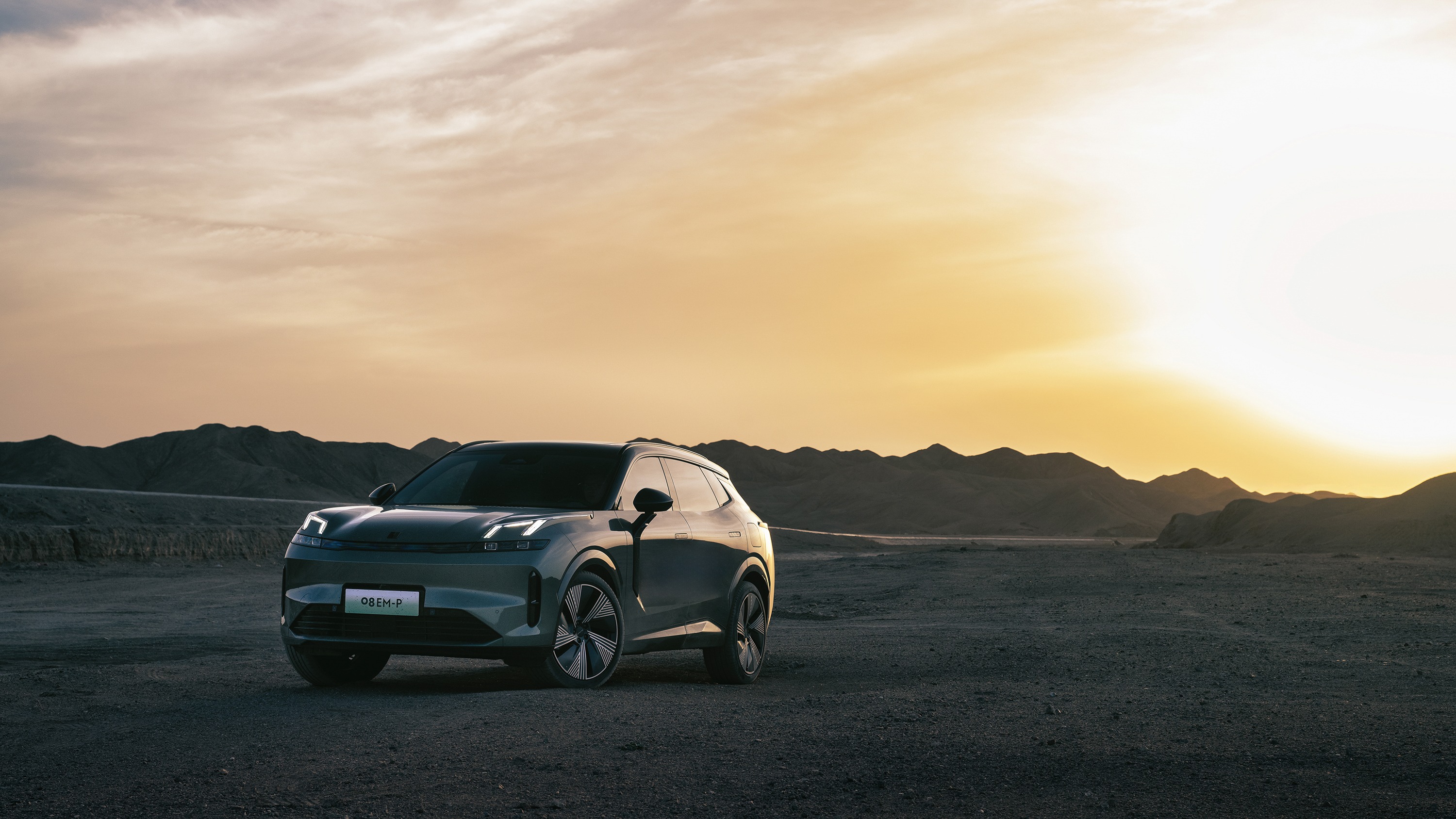 Desert Light automotive photograph