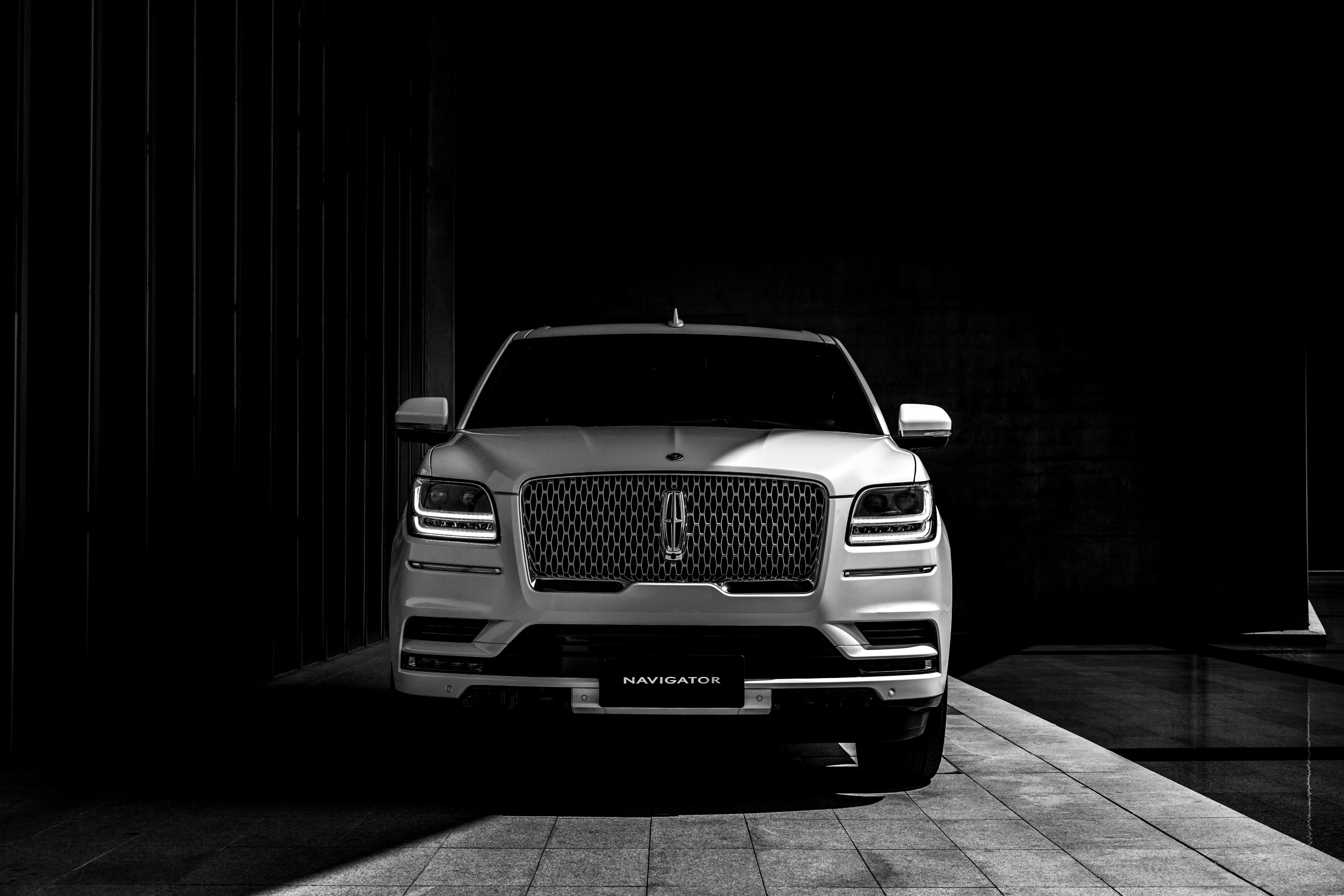 Monochrome Front automotive photograph